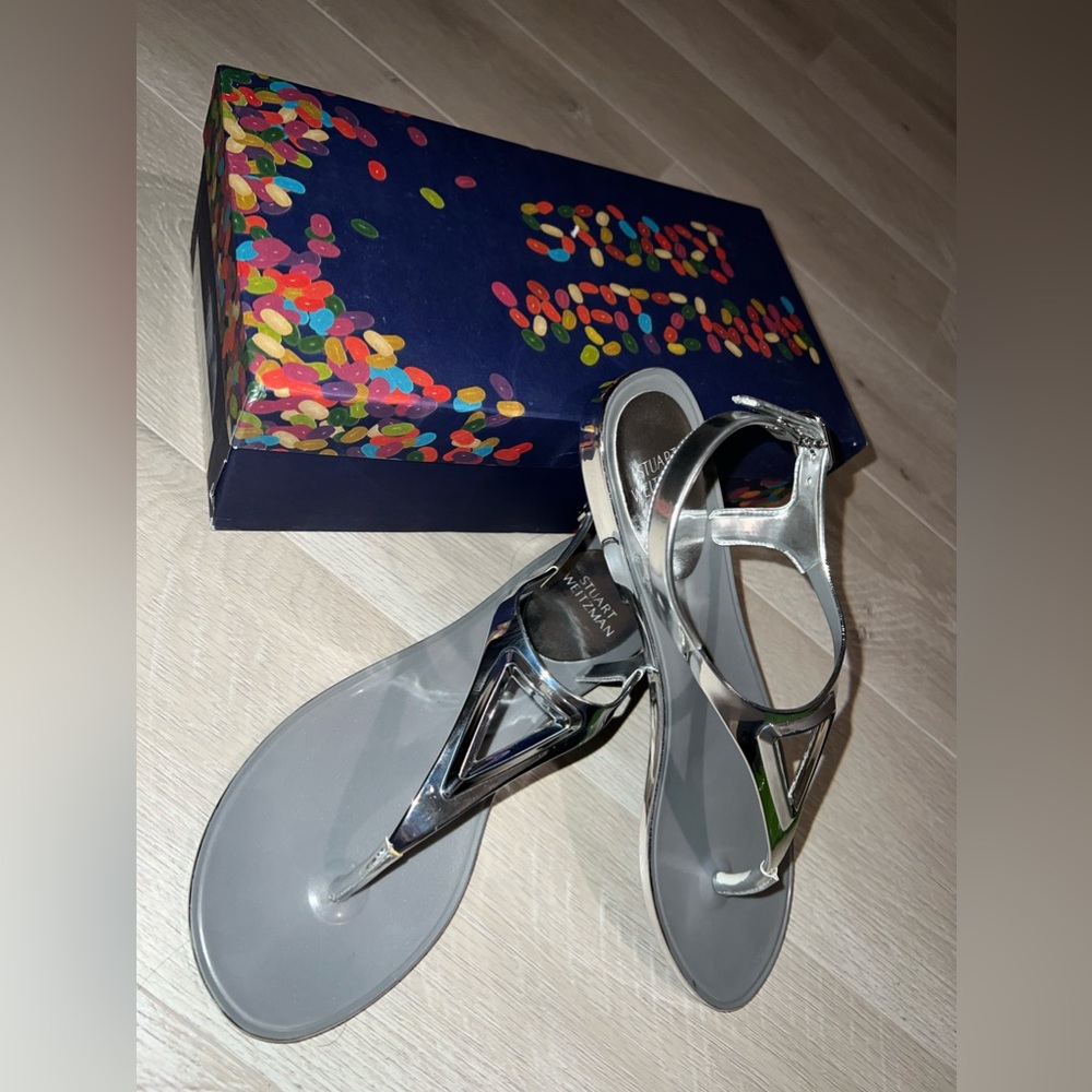 NIB Stuart Weitzman Trifecta Metallic Jelly Sandal, Silver size 8